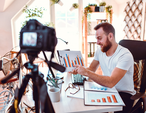 Social Marketers – Engage Audiences with Platform-Specific Content